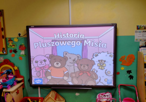 Prezentacja multimedialna o historii "Dnia pluszowego misia".