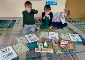 Chłopcy dowiedzieli się co to są produkty ekologiczne oraz je zobaczyły.